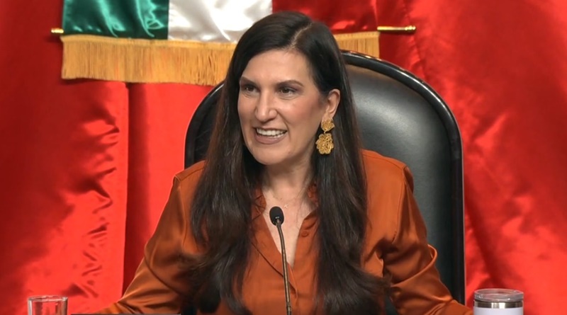 Kenia López llama a saldar la deuda histórica con las mujeres en México