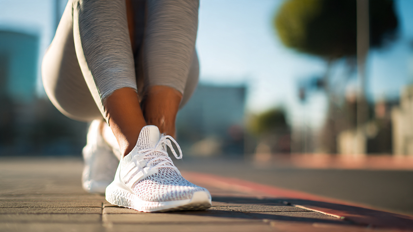 El calzado de recuperación se posiciona como tendencia clave del fitness mexicano, impulsado por campañas de salud y compras del Buen Fin.