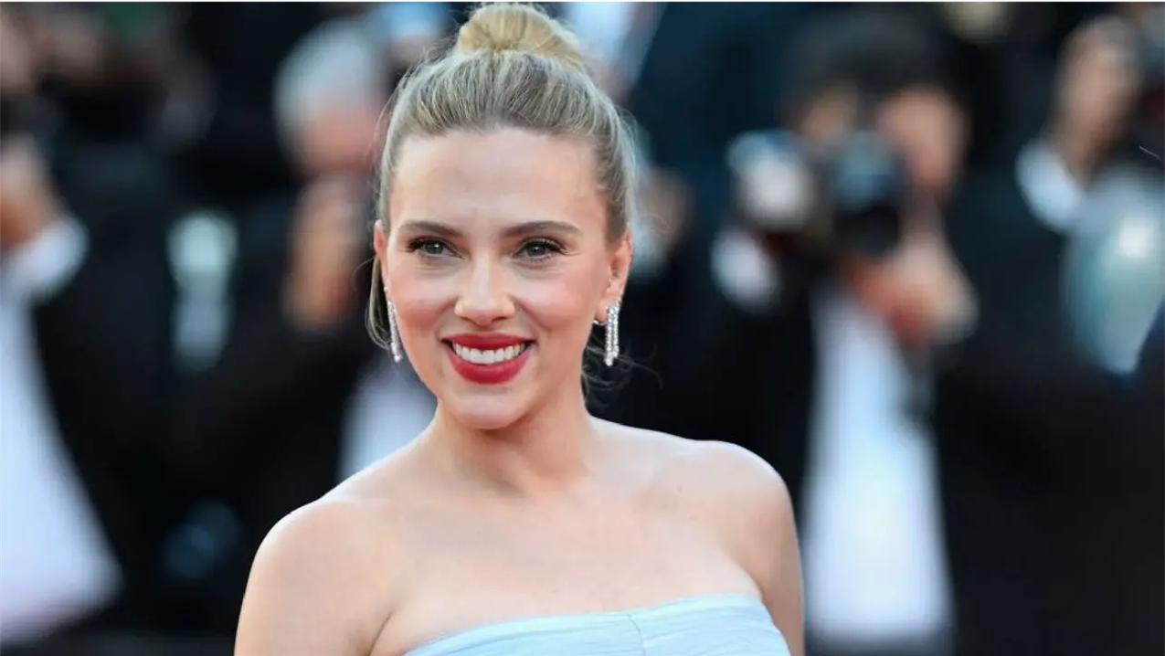 ¿Scarlett Johansson salta de Marvel a DC? Rumores señalan que podría unirse a “The Batman II”